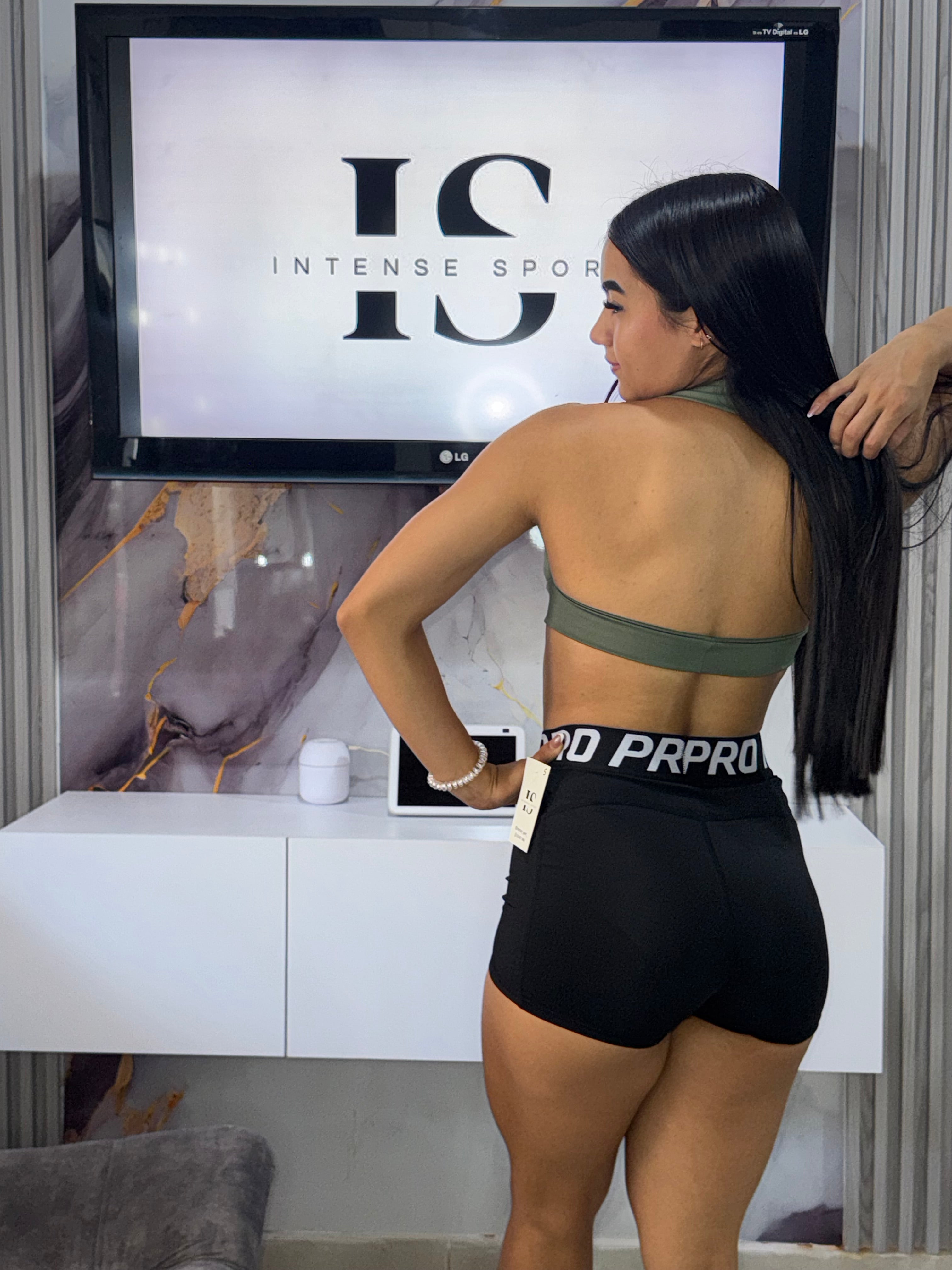 SHORT PRO